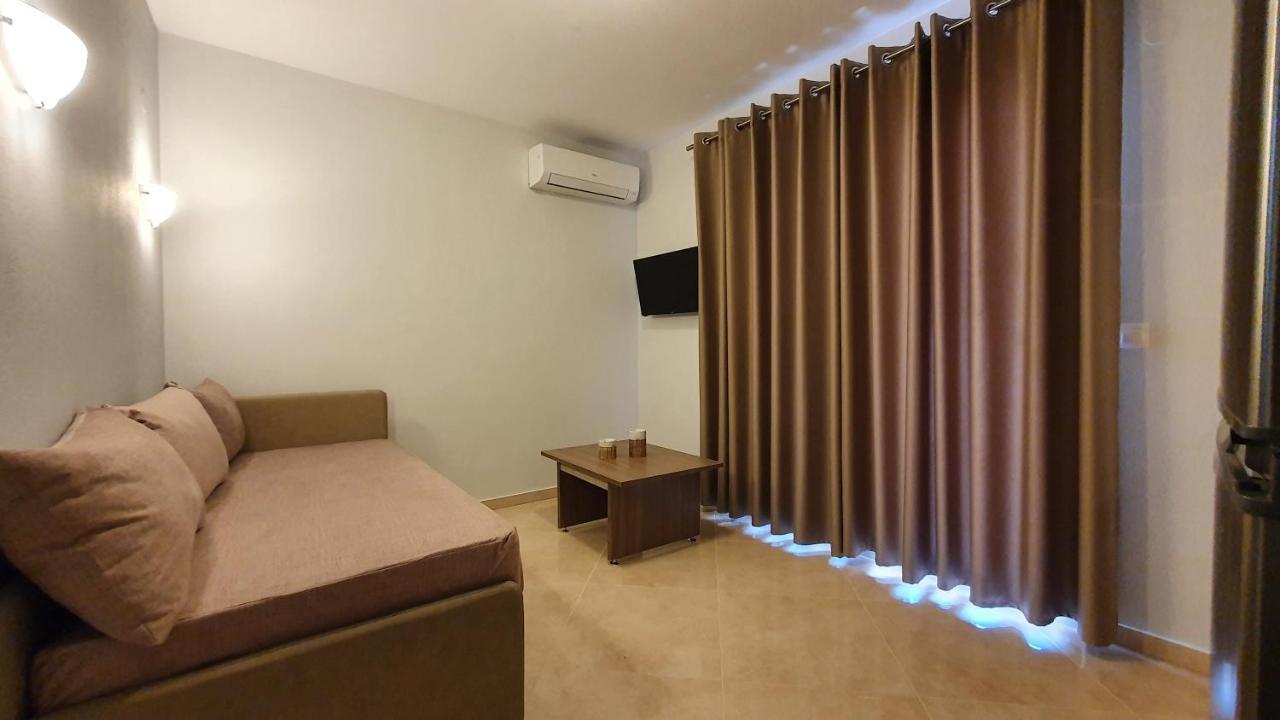 Vasiliki House Apartment Сарти Екстериор снимка